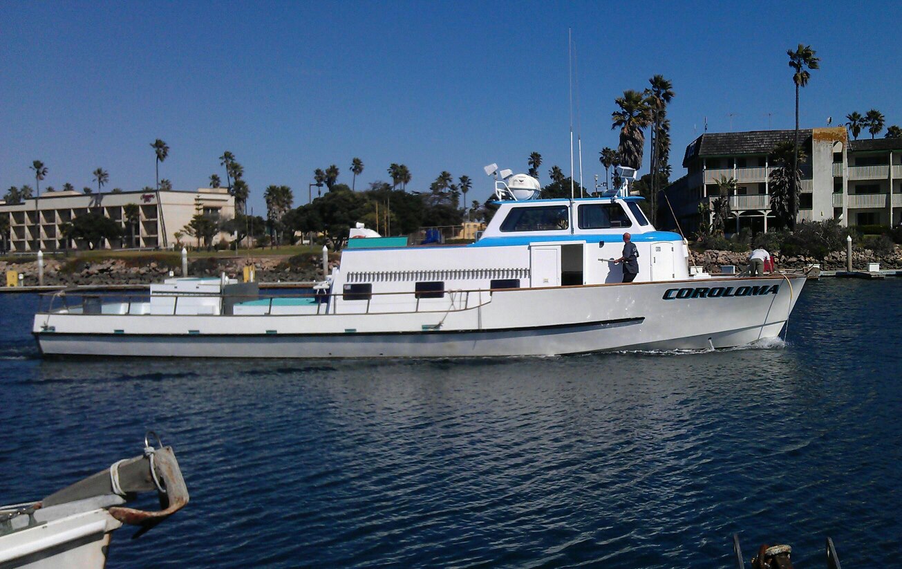 Coroloma sportfishing boat