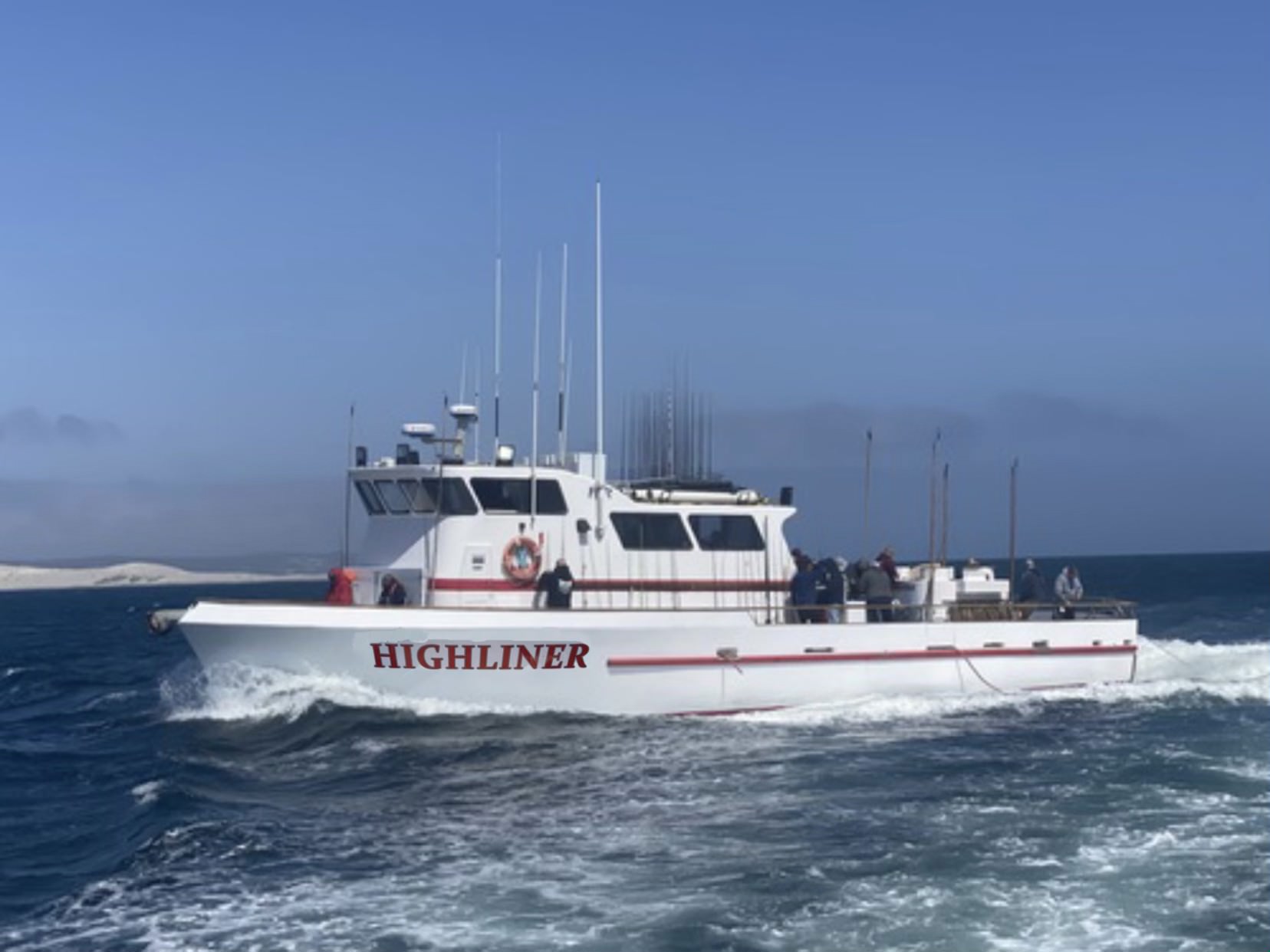 Highliner sportfishing boat