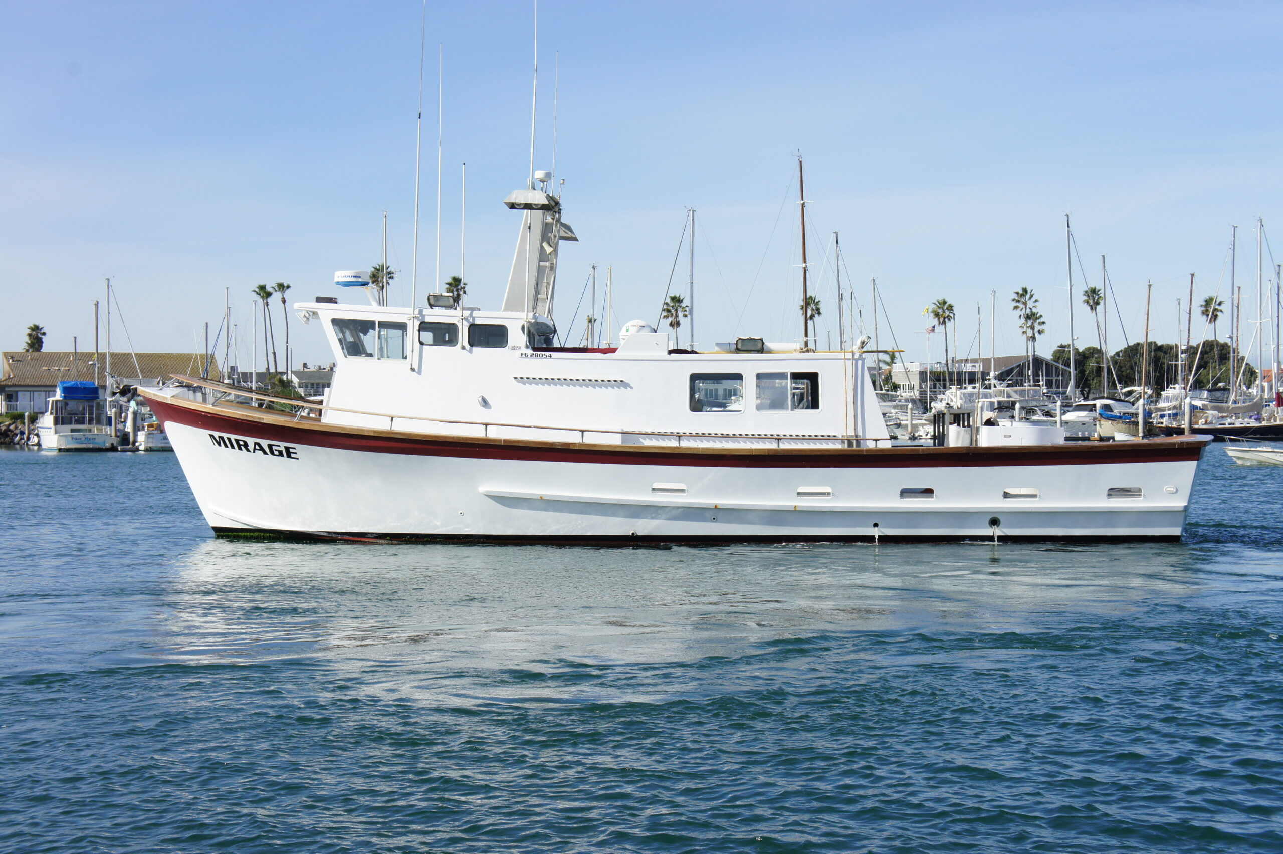 Mirage sportfishing boat
