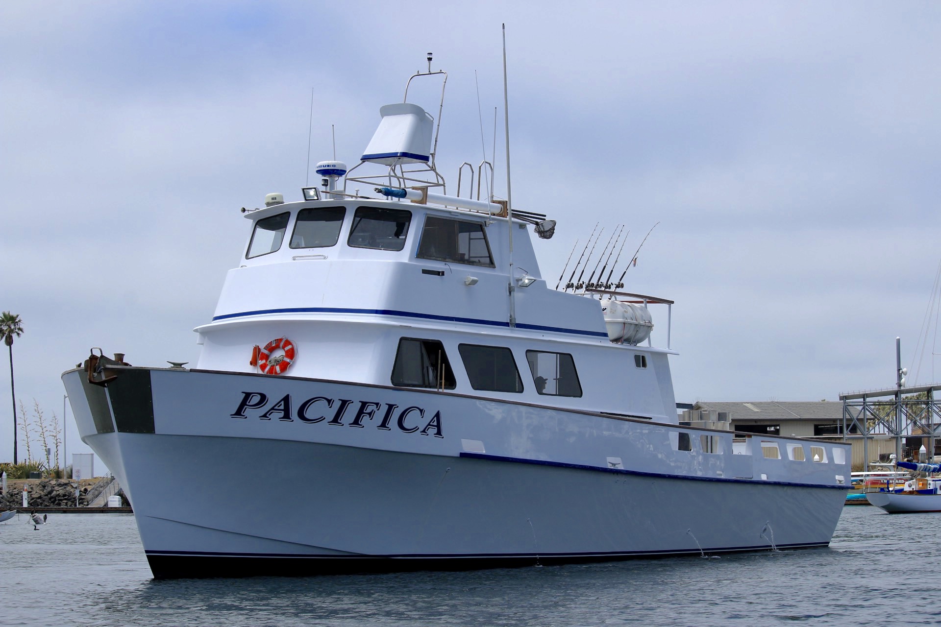Pacifica sportfishing boat
