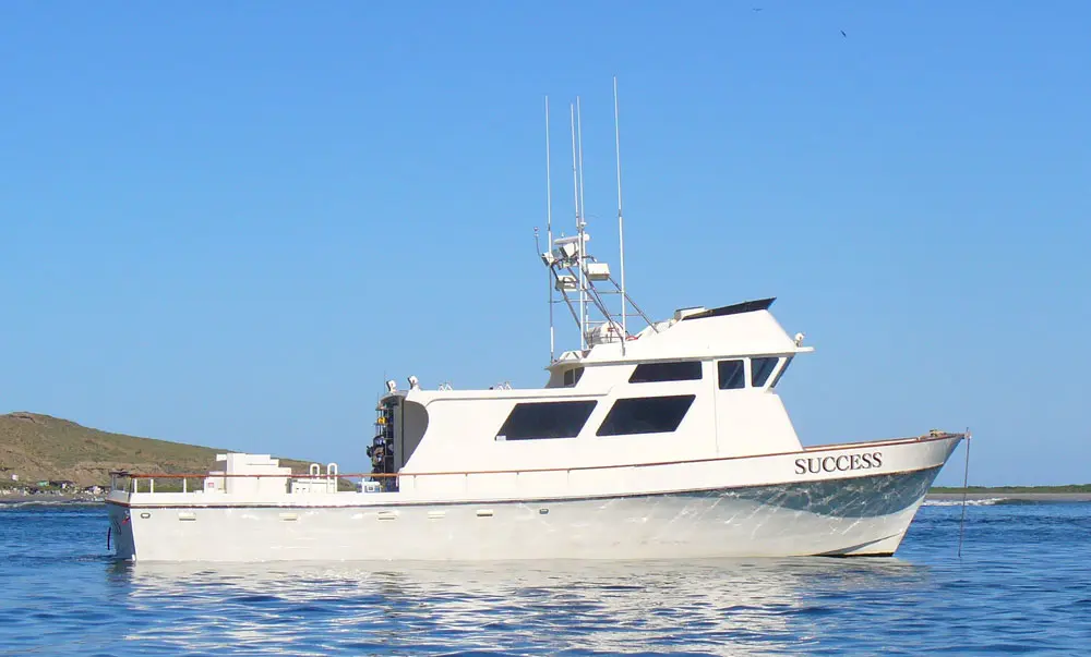 Success sportfishing boat