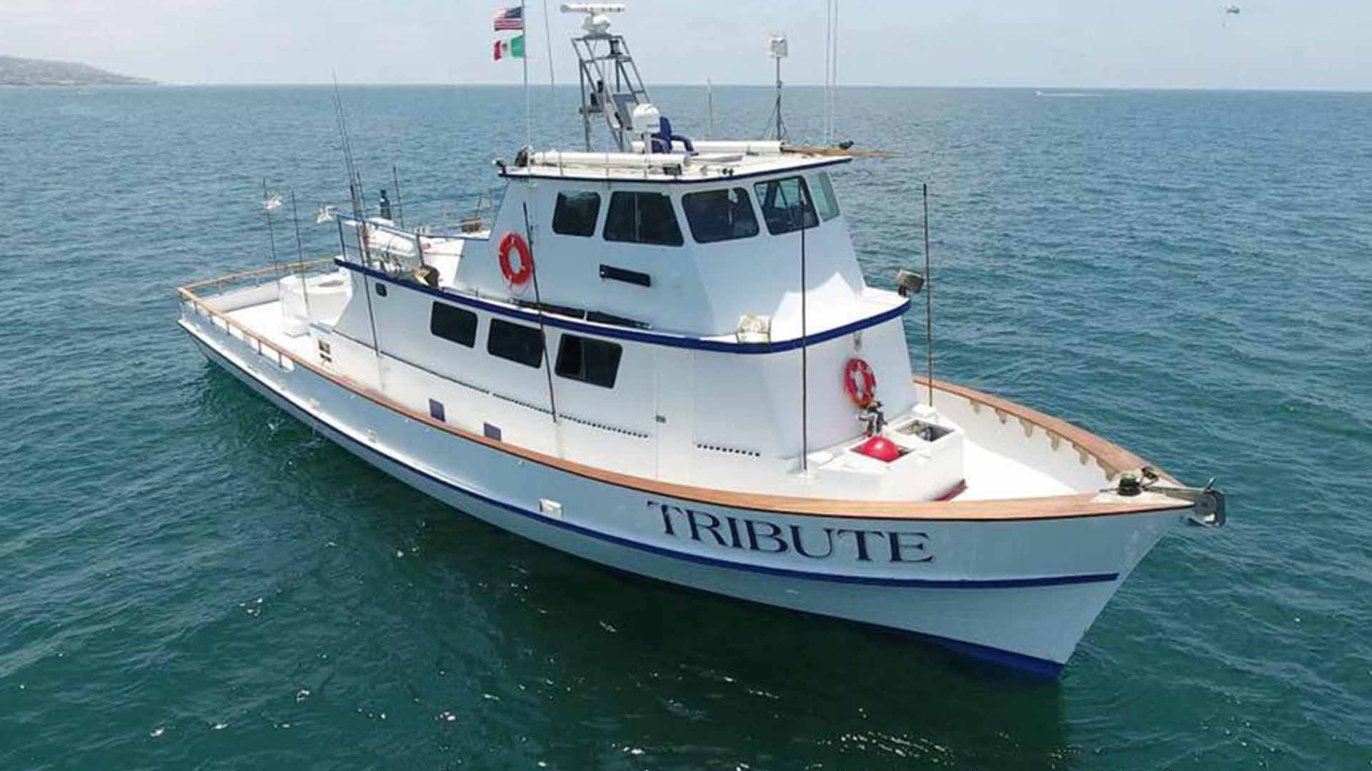 Tribute sportfishing boat