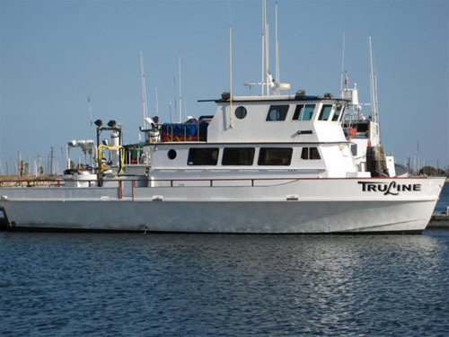 Truline sportfishing boat