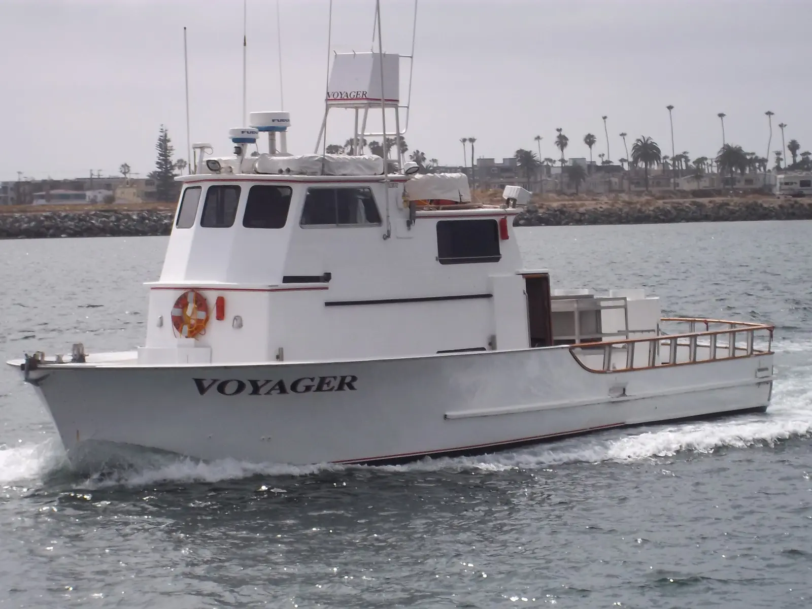 Voyager sportfishing boat
